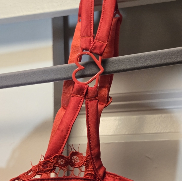 NWT For Love & Lemons Heart Lace Bra Size XS - Picture 11 of 15